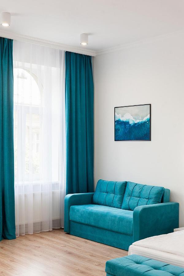 Leogrand Three Bedrooms Vip Apartments On Kniazia Romana 12 리비프 외부 사진