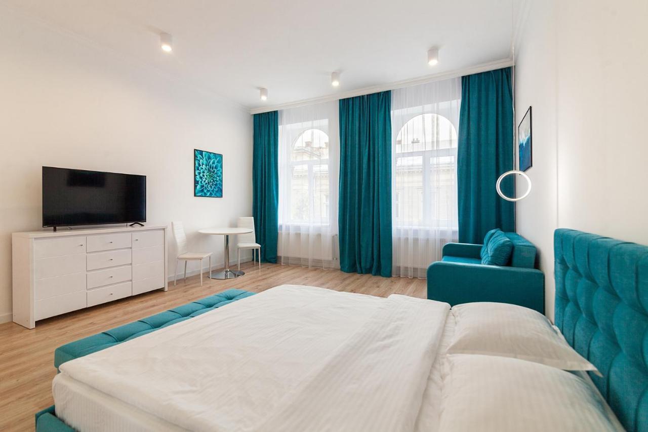 Leogrand Three Bedrooms Vip Apartments On Kniazia Romana 12 리비프 외부 사진